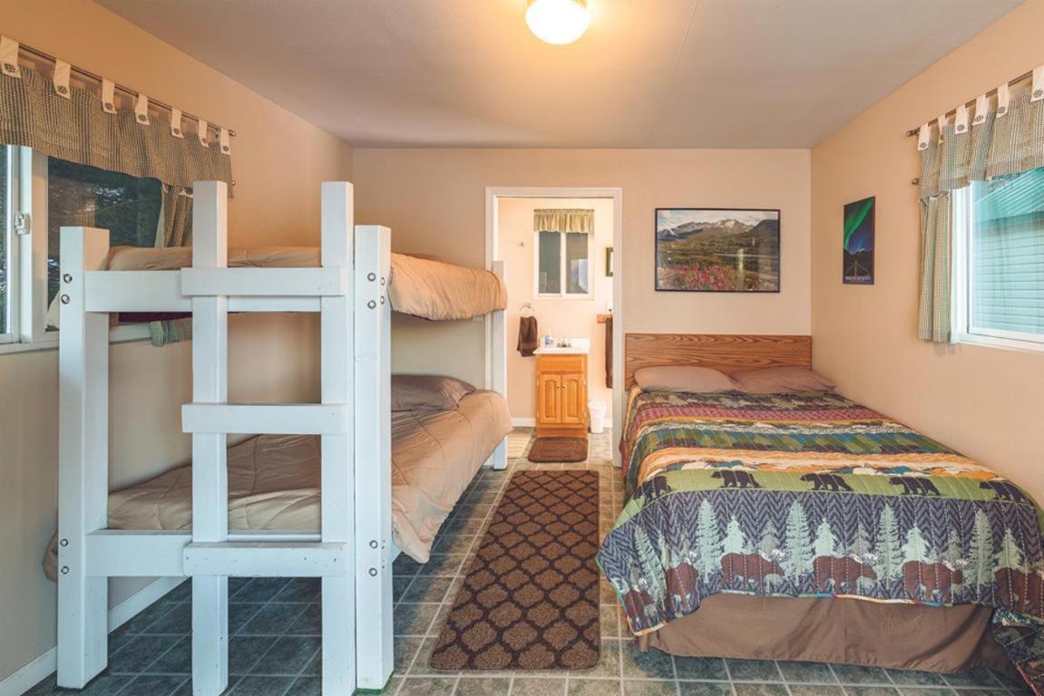 Cabin 3 Lynn View Lodge เฮนส์ ภายนอก รูปภาพ